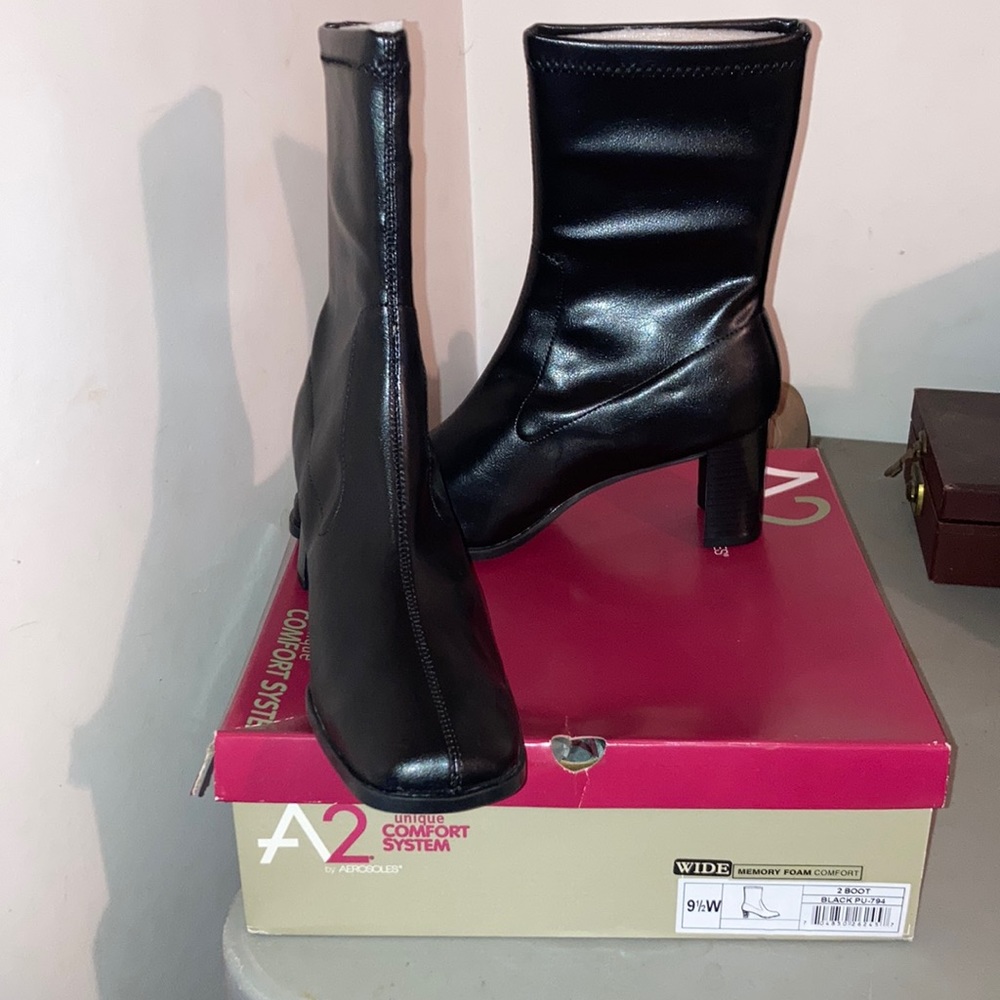 Black Heeled Boots